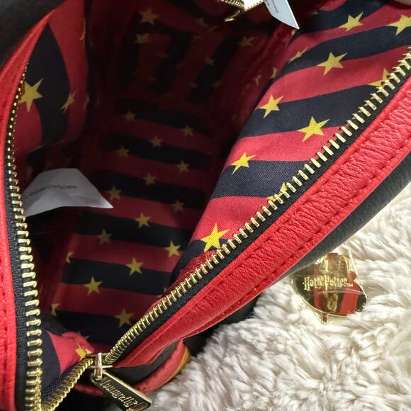 Loungefly Harry Potter Quidditch Backpack – Black/Red/Yellow - Picture 4 of 8